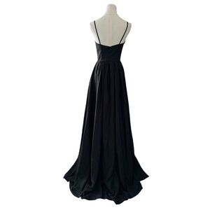 Stunning Evening Gown Formal Black Tie Event Size S‎ 2 4 Train Sleeveless Slit